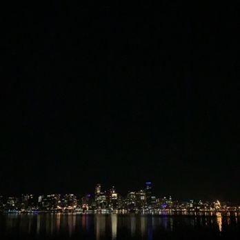 Hamilton Viewpoint Park - View in person is so much better - Parks Near Me - Seattle, Washington Hamilton Viewpoint Park - View in person is so much better - Parks Near Me - Seattle, Washington