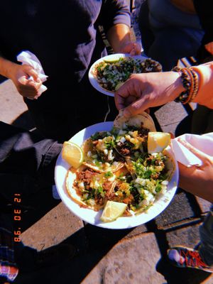 Tacos El Cacheton by null