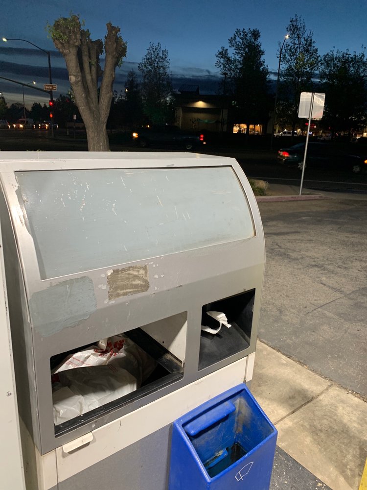 PICK QUICK 1805 Ashlan Ave, Clovis, California Convenience Stores