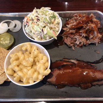 Sparks BBQ - Barbeque Near Me - Traverse City, Michigan Sparks BBQ - Barbeque Near Me - Traverse City, Michigan