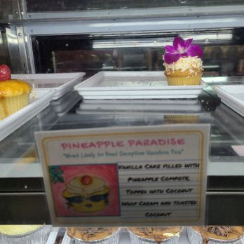 Molly's Cupcakes - So pretty - Cupcakes Near Me - Chicago, Illinois Molly's Cupcakes - So pretty - Cupcakes Near Me - Chicago, Illinois