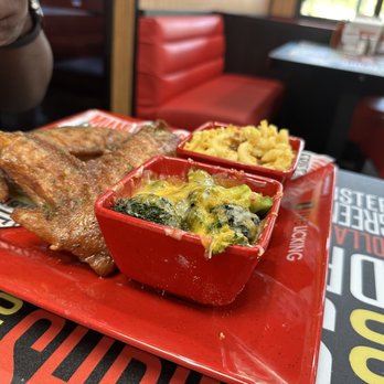 The Licking - Turkey wing - Soul Food Near Me - Orlando, Florida The Licking - Turkey wing - Soul Food Near Me - Orlando, Florida