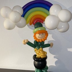 Bay Party Store - Leprechauns with rainbow and pot of Gold. Black and gold and green balloons purchased from Bay Party store