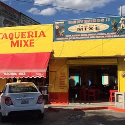 Taquería MIXE - Fachada de Mixe, sobre la Avenida 7 de Pensiones.