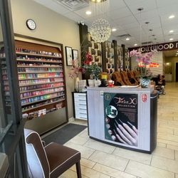 Hollywood Nail Spa