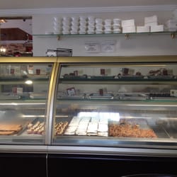 Gerbino's - Brownies, amaretti, meringa, biscotti... The works at Gerbino's