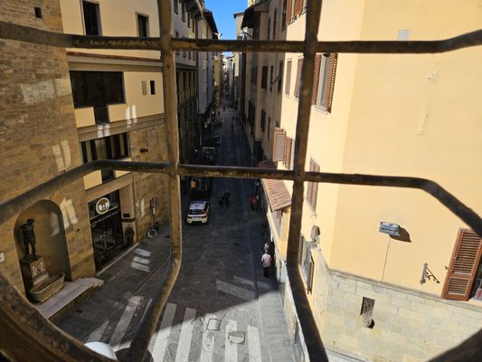 Corridoio Vasariano by null