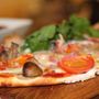 Pink Garlic Pizza