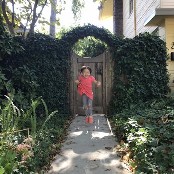 Merry Garden Preschool - Just a typical exciting morning, entering Merry Garden - Preschools Near Me - Sacramento, California Merry Garden Preschool - Just a typical exciting morning, entering Merry Garden - Preschools Near Me - Sacramento, California