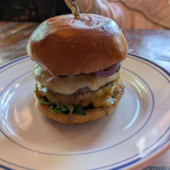Duke's Grocery - Proper Burger - Wine Bars Near Me - Potomac, Maryland
