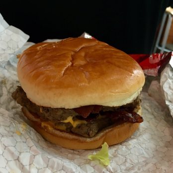 Wendy's - Baconator - Burgers Near Me - Houston, Texas Wendy's - Baconator - Burgers Near Me - Houston, Texas