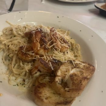 Half Shell Oyster House - Shrimp pasta - Seafood Near Me - Biloxi, Mississippi