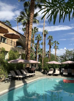The Willows Historic Palm Springs Inn by null