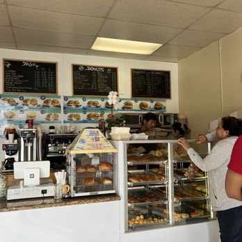 Maple Leaf Donuts - Donuts Near Me - Campbell, California