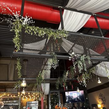 Flower In Flour - The inside - Coffee & Tea Near Me - San Antonio, Texas