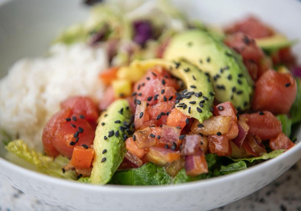 CRAZY BOWLS & WRAPS Updated September 2024 12 Photos 2724 Watson