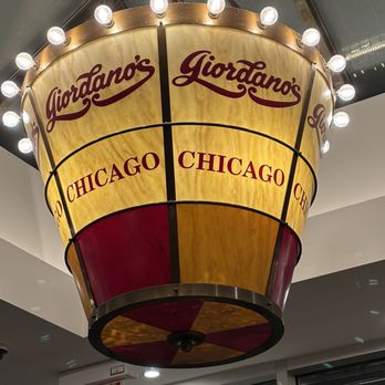 Giordano's - Pizza Near Me - Chicago, Illinois