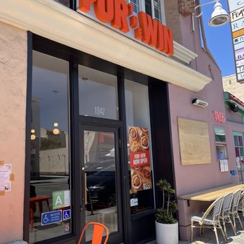 For The Win - Burgers Near Me - Los Angeles, California