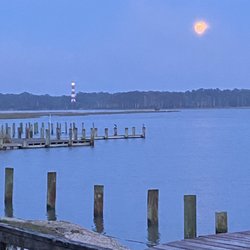 Snug Harbor Marina & Hotel - Lighthouse