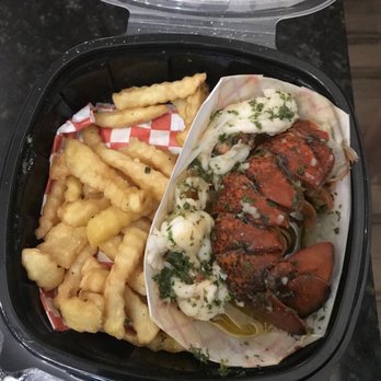 681 Seafood & Southern Bites - Steamed Lobster and Fries - Food Trucks Near Me - Deerfield Beach, Florida