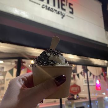 Lottie's Creamery - Honey lavender ice cream IG: @bayareapineapples - Ice Cream & Frozen Yogurt Near Me - Walnut Creek, California Lottie's Creamery - Honey lavender ice cream IG: @bayareapineapples - Ice Cream & Frozen Yogurt Near Me - Walnut Creek, California