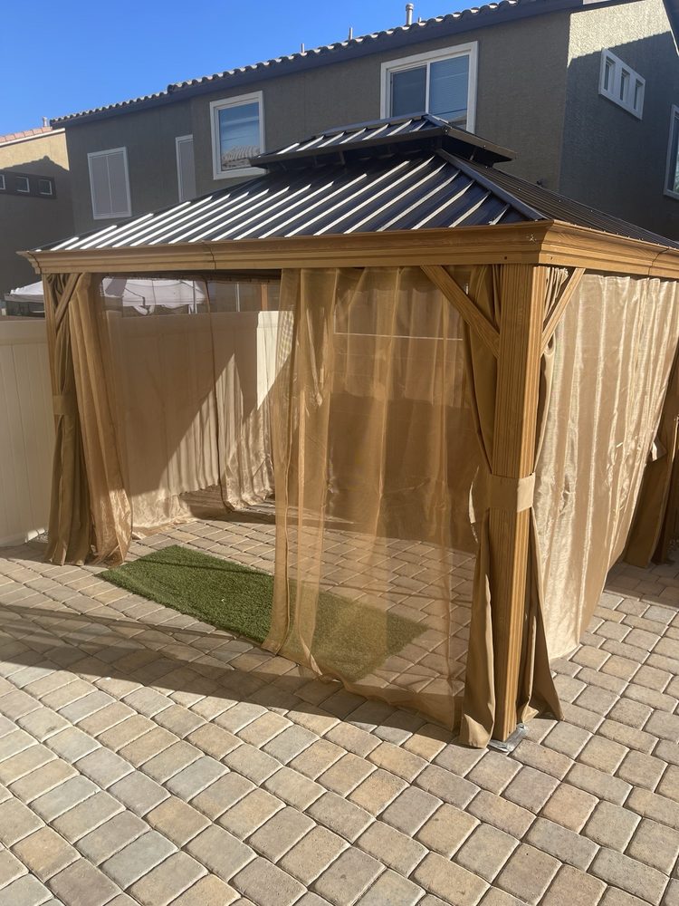 Slide of Mayans & Handyman