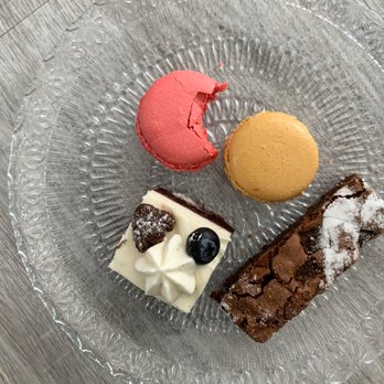 Nathaniel Reid Bakery - The macarons are delicious, but really everything is great! - Bakeries Near Me - Saint Louis, Missouri Nathaniel Reid Bakery - The macarons are delicious, but really everything is great! - Bakeries Near Me - Saint Louis, Missouri