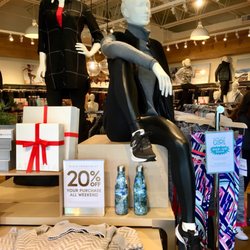 Athleta - 20% off!! Hurry while it lasts!
