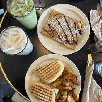 Café Madeleine - Proscuitto Panini & Chocolate & Banana Crepe + pistachio matcha latte & London fog - Creperies Near Me - San Diego, California Café Madeleine - Proscuitto Panini & Chocolate & Banana Crepe + pistachio matcha latte & London fog - Creperies Near Me - San Diego, California