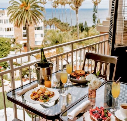 La Valencia Hotel by null