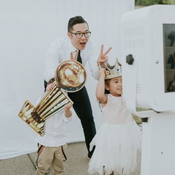 Jaybee Events - Best photo booth and props! - DJs Near Me