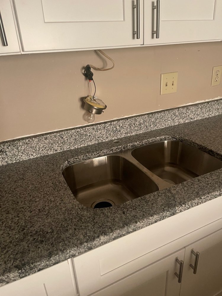 PINEGATE APARTMENTS Updated June 2024 14 Photos 1000 Pinegate Dr