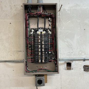 Desnina Electric - Electricians Near Me - Fort Worth, Texas Desnina Electric - Electricians Near Me - Fort Worth, Texas