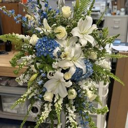 Jerry's Flowers & Gifts - The standing spray when it was picked up.
