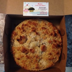 Maria's Bakery - Apple pie.
