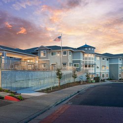 The Lodge At Glen Cove by Pacific Oaks