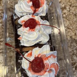 Confectionately Yours - Cookie Monster Sundae
