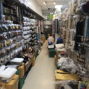 In Fashion - Jewelry and accessories - Hats Near Me - Toronto, Ontario In Fashion - Jewelry and accessories - Hats Near Me - Toronto, Ontario