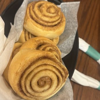 Calico County Restaurant - Cinnamon Rolls - Southern Near Me - Fort Smith, Arkansas