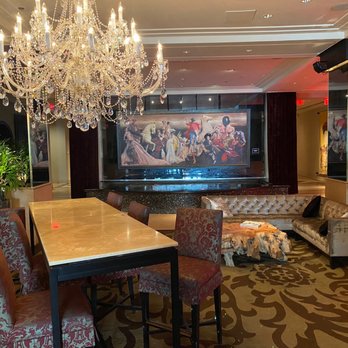 Monarch - Lobby, beautiful chandelier. - New American Near Me - Houston, Texas Monarch - Lobby, beautiful chandelier. - New American Near Me - Houston, Texas