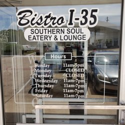 Bistro i35 Southern Soul Eatery and Lounge