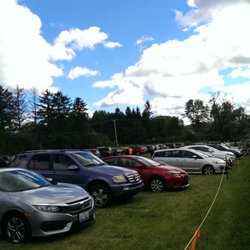 Heinz Orchard - Free parking