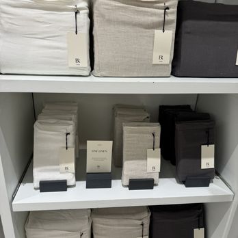 Banana Republic - Women's Clothing Near Me - New York, New York Banana Republic - Women's Clothing Near Me - New York, New York