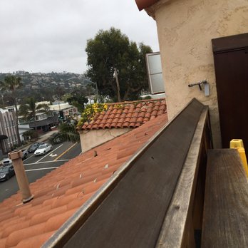 The Rooftop Lounge - Lounges Near Me - Laguna Beach, California The Rooftop Lounge - Lounges Near Me - Laguna Beach, California