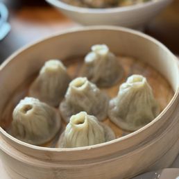 Shanghai Xiao Long Bao 'xlb' Soup Dumplings, Kurobuta Pork, Ginger Vinegar (6) Hand-made Fresh Daily