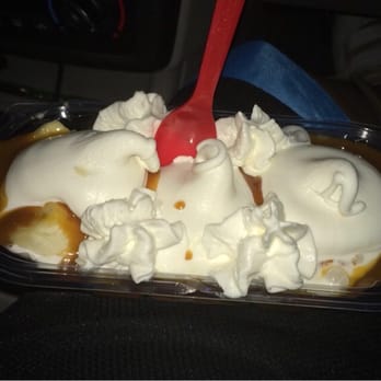Dairy Queen Store - Dairy Queen's classic Banana Split! - Ice Cream & Frozen Yogurt Near Me - Bangor, Maine