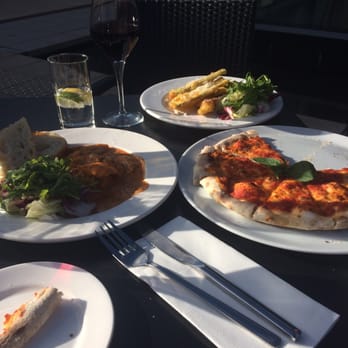Crolla's Italian Kitchen - Garlic focaccia, zucchini and chicken in a beautifully tasty sauce! - Italian Near Me - Musselburgh, ELN Crolla's Italian Kitchen - Garlic focaccia, zucchini and chicken in a beautifully tasty sauce! - Italian Near Me - Musselburgh, ELN