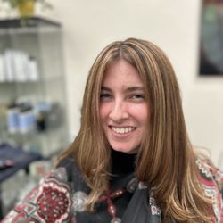 Hair Craft Salon  - Highlights/lowlights+cut by Zhanna