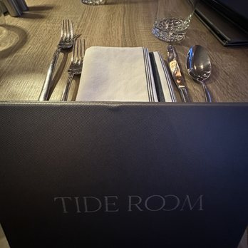 Tide Room - Cocktail Bars Near Me - Ocean City, Maryland Tide Room - Cocktail Bars Near Me - Ocean City, Maryland