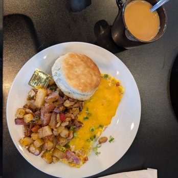 The Peachtree Cafe - Western Omelette with Home Fries, Biscuit, and Coffee - Breakfast & Brunch Near Me - Lawrenceville, Georgia